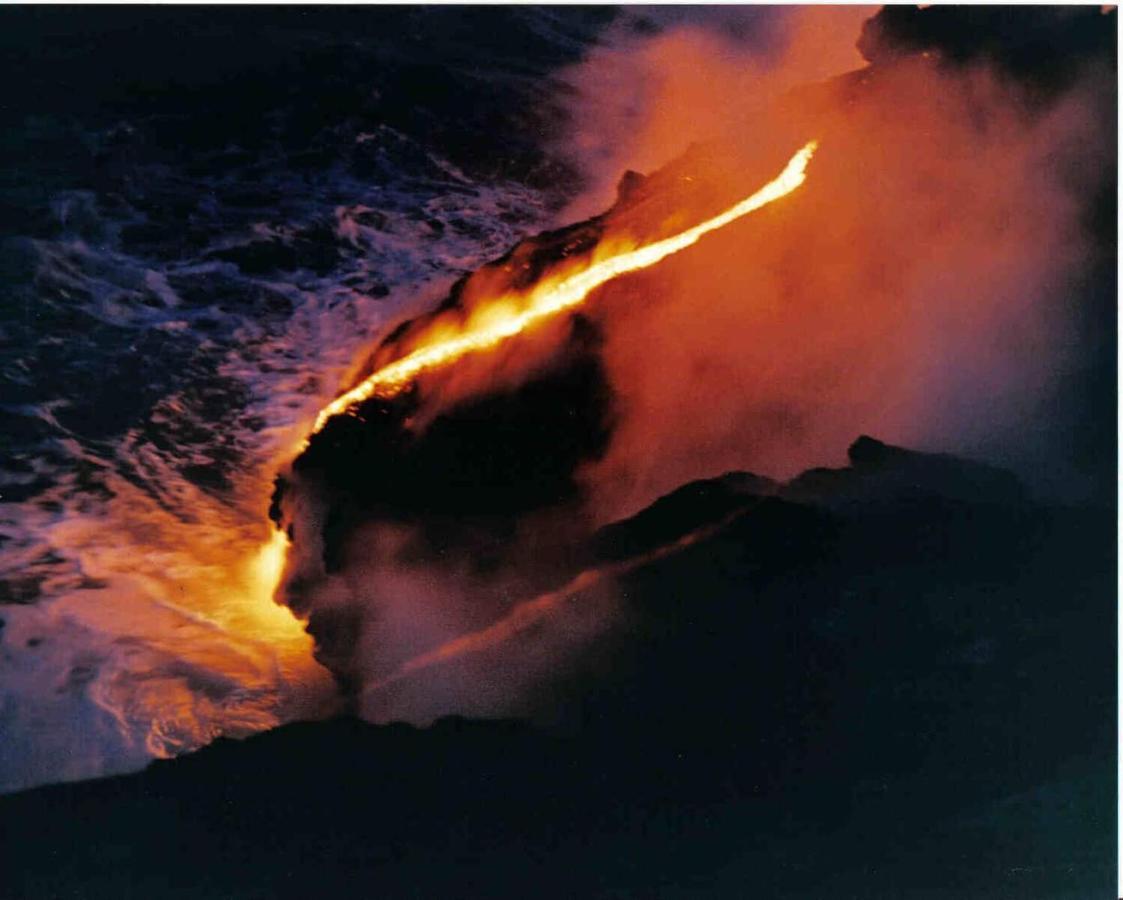 The Magical Lava Temple With Epic Volcano Views! Kehena Extérieur photo